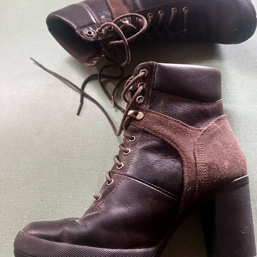 Timberline boots/shoes - Picture 3 of 8